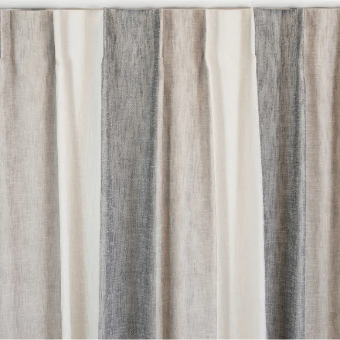 Single Pleat Close Stripe
