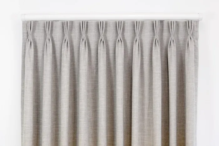 Triple Pleat